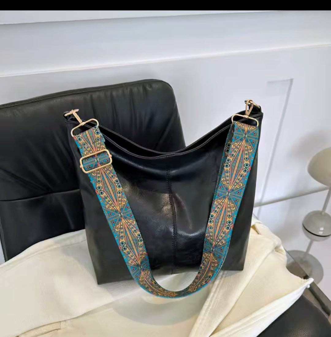 Sac Bandoulière Vintage Femme – Grande Capacité & Sangle Bohème