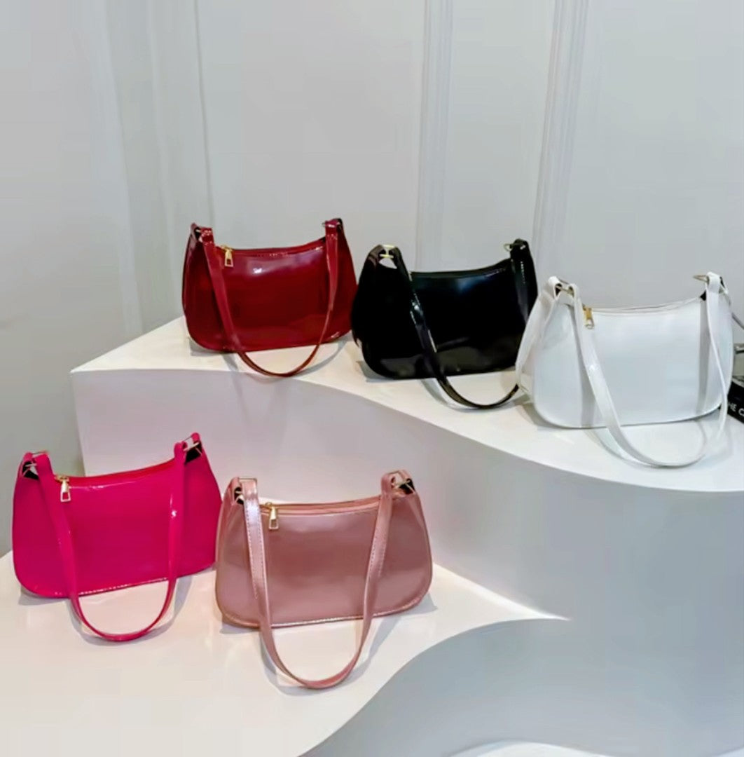 Sac Baguette Rétro Verni Femme – Style Hobo Tendance