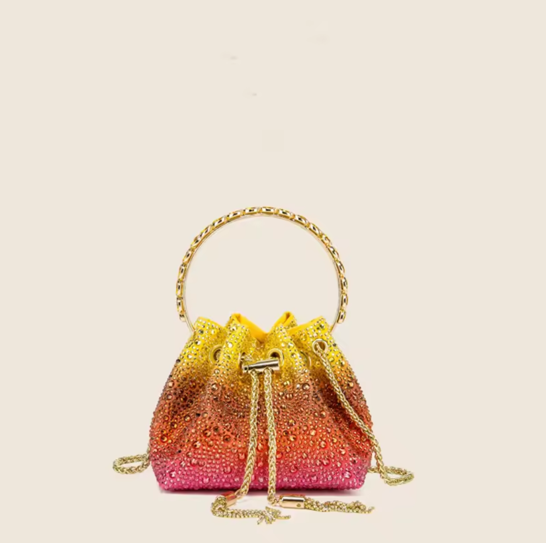Pochette Soirée Strass Cristal Femme – Sac Seau Luxe Chaîne Dorée