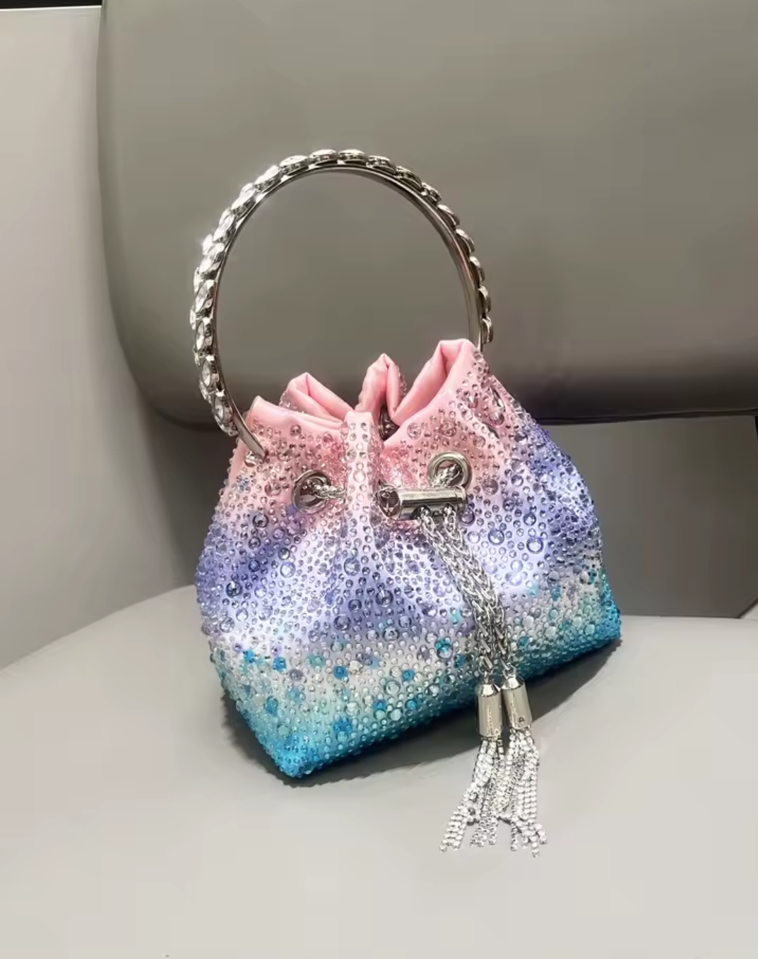 Pochette Soirée Strass Cristal Femme – Sac Seau Luxe Chaîne Dorée