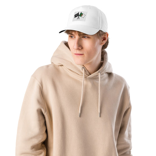 Casquette blanche brodée DZ Collection Sport Luxe, vue de face