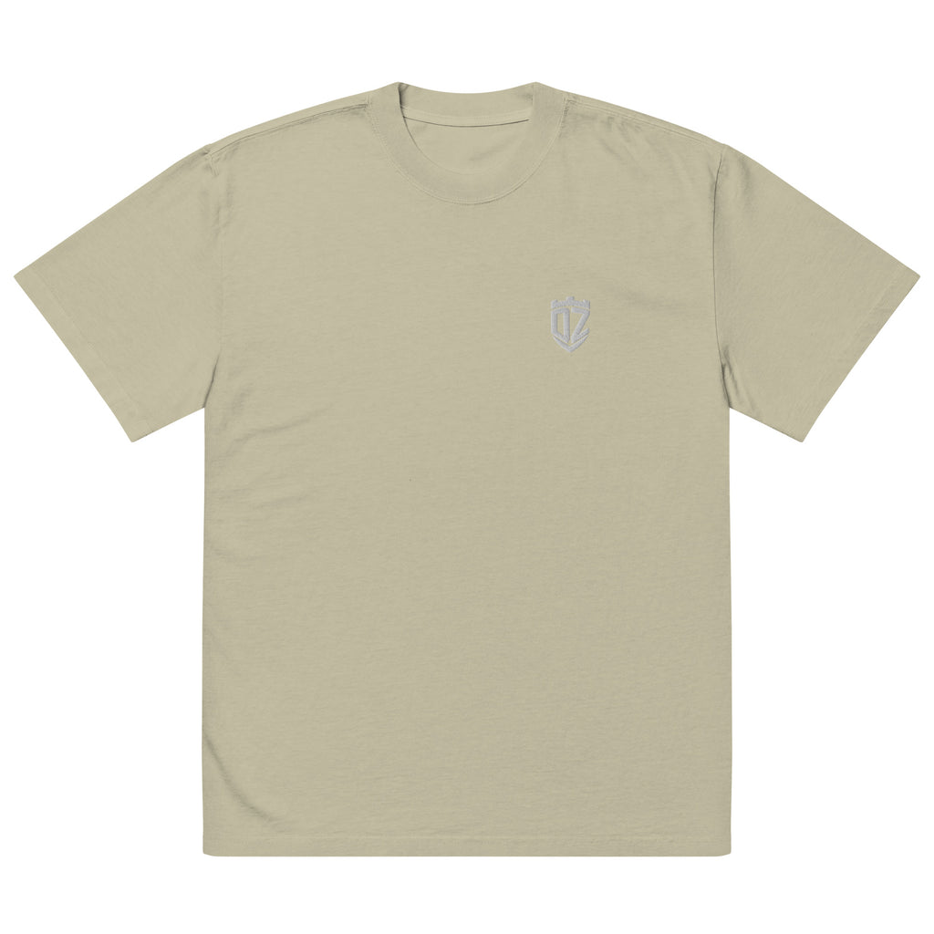 Détail de l'effet délavé du t-shirt oversize noir